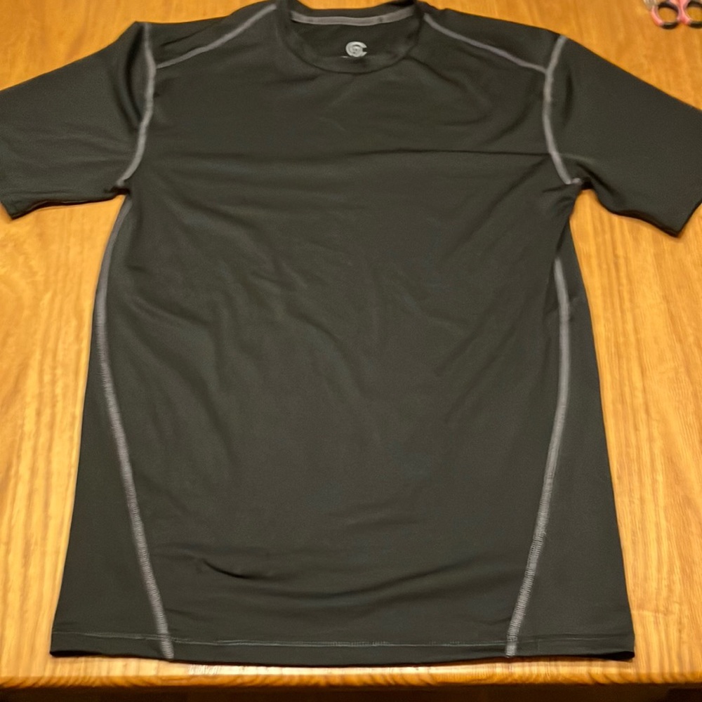 EUC Sz L Champion black poly/spandex shirt